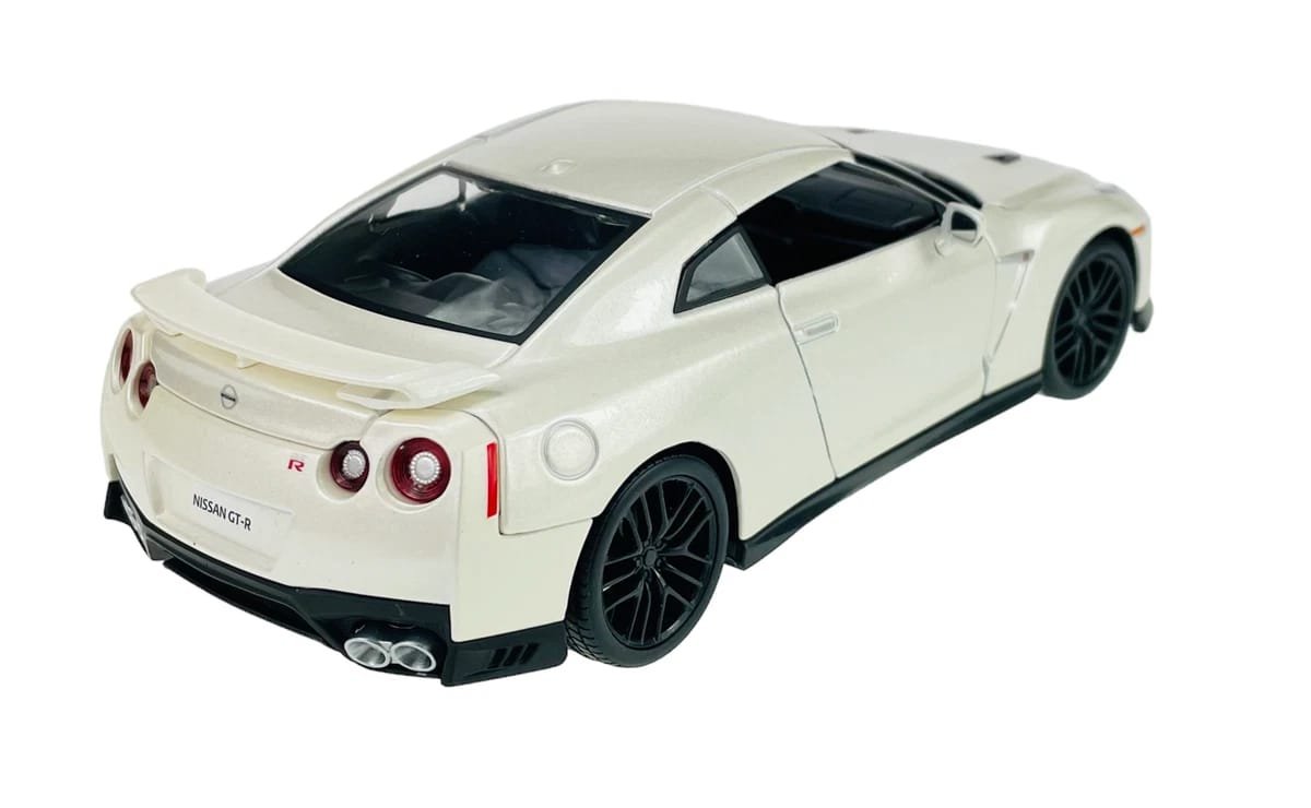 Nissan GT-R Die Cast Model Car - Image 3